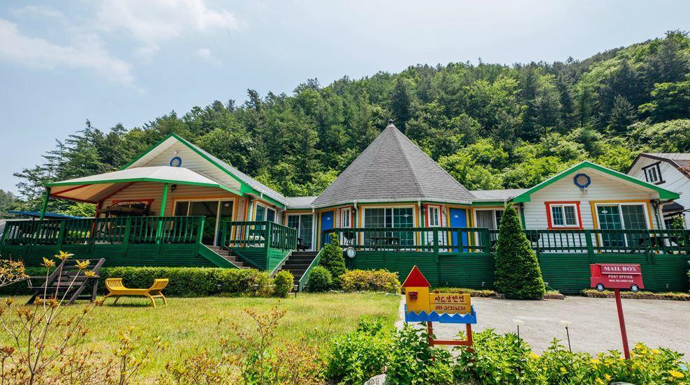 Charm Pension Gapyeong Exterior photo