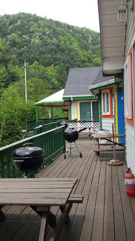 Charm Pension Gapyeong Exterior photo